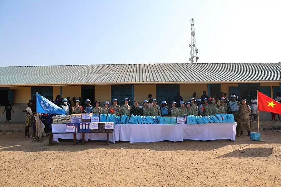 Bệnh viện dã chiến Việt Nam đồng hành với sự nghiệp giáo dục tại Nam Sudan
