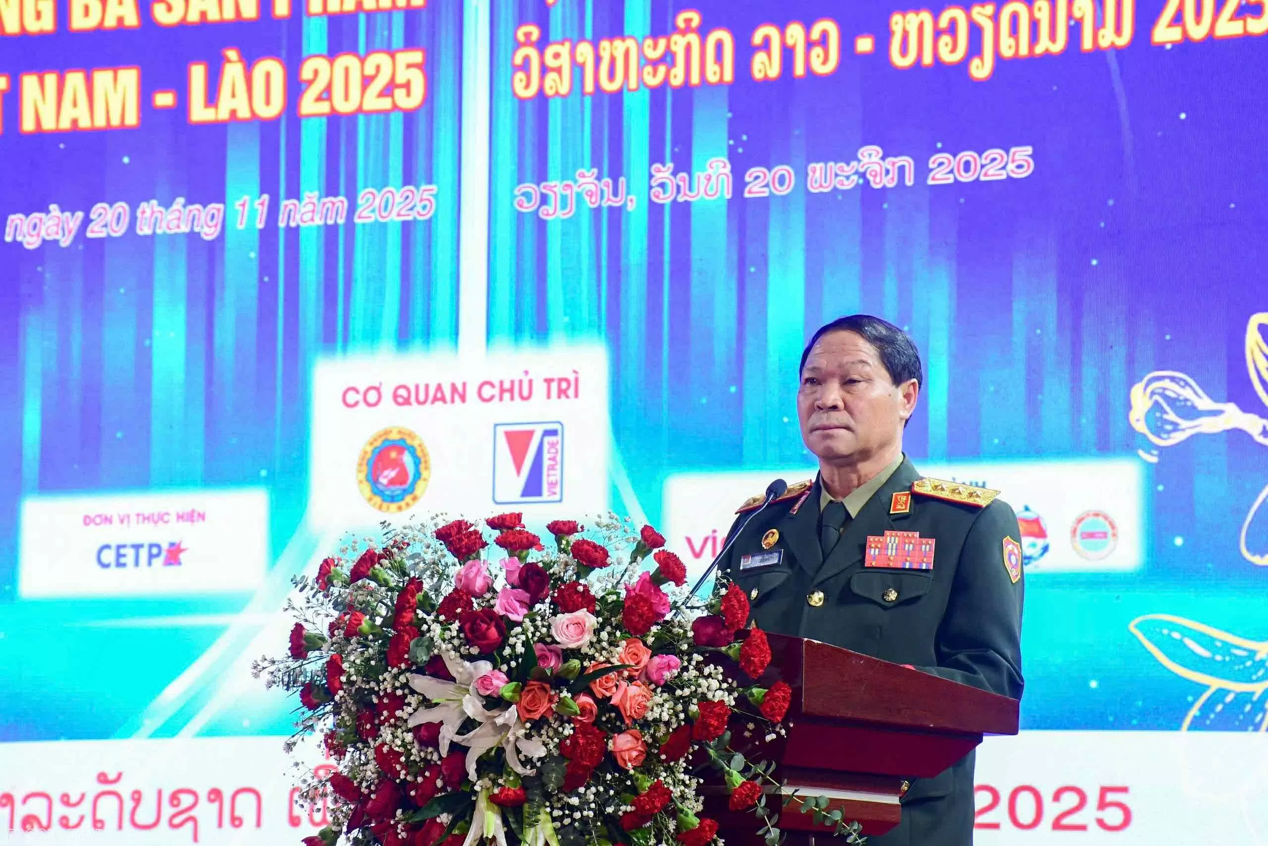 Khai mạc Hội chợ kết nối giao thương và quảng bá sản phẩm doanh nghiệp Việt Nam-Lào năm 2025 Khai mạc Hội chợ kết nối giao thương và quảng bá sản phẩm doanh nghiệp Việt Nam-Lào năm 2025