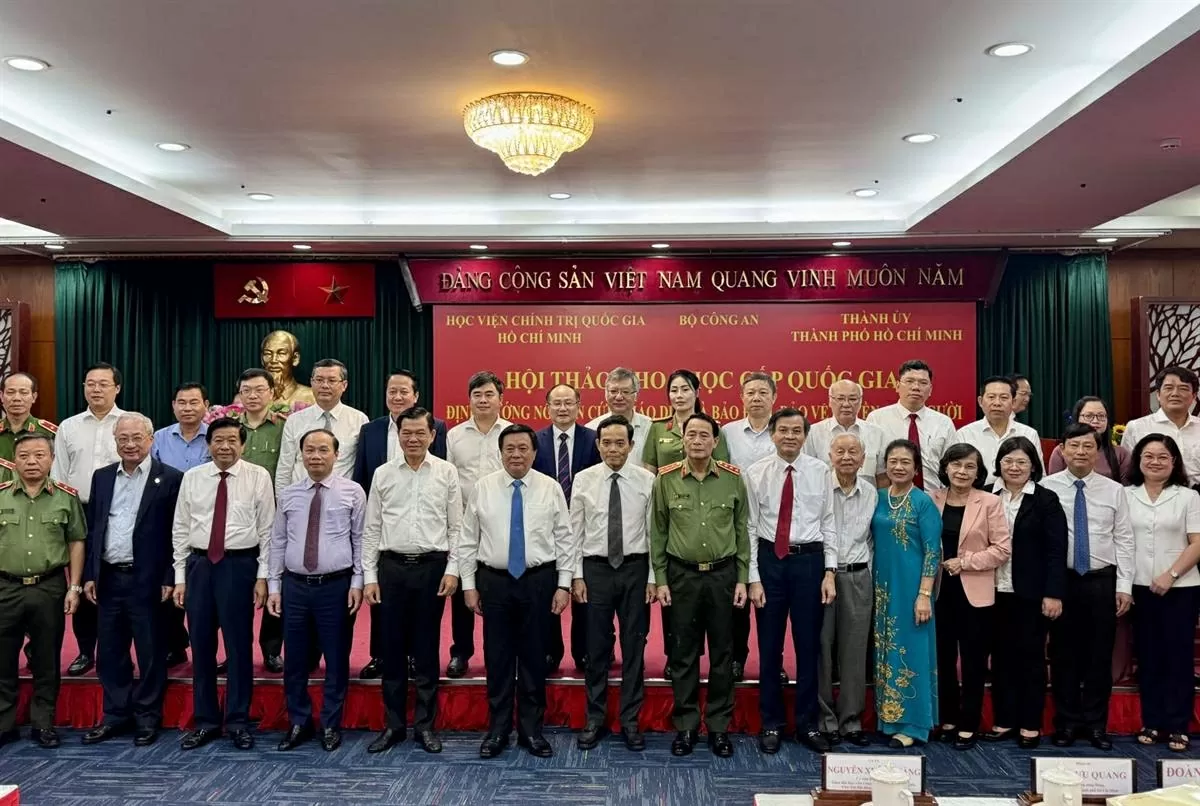 Định hướng nghiên cứu, giáo dục và bảo đảm, bảo vệ quyền con người trong kỷ nguyên mới