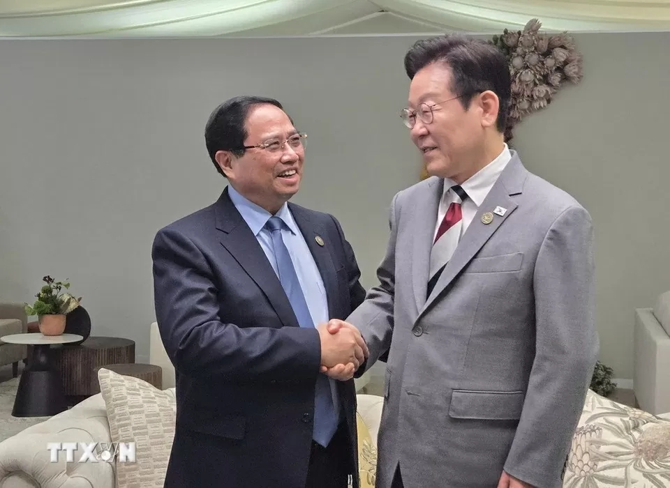 Thủ tướng Phạm Minh Chính gặp Tổng thống Hàn Quốc Lee Jae Myung Thủ tướng Phạm Minh Chính gặp Tổng thống Hàn Quốc Lee Jae Myung