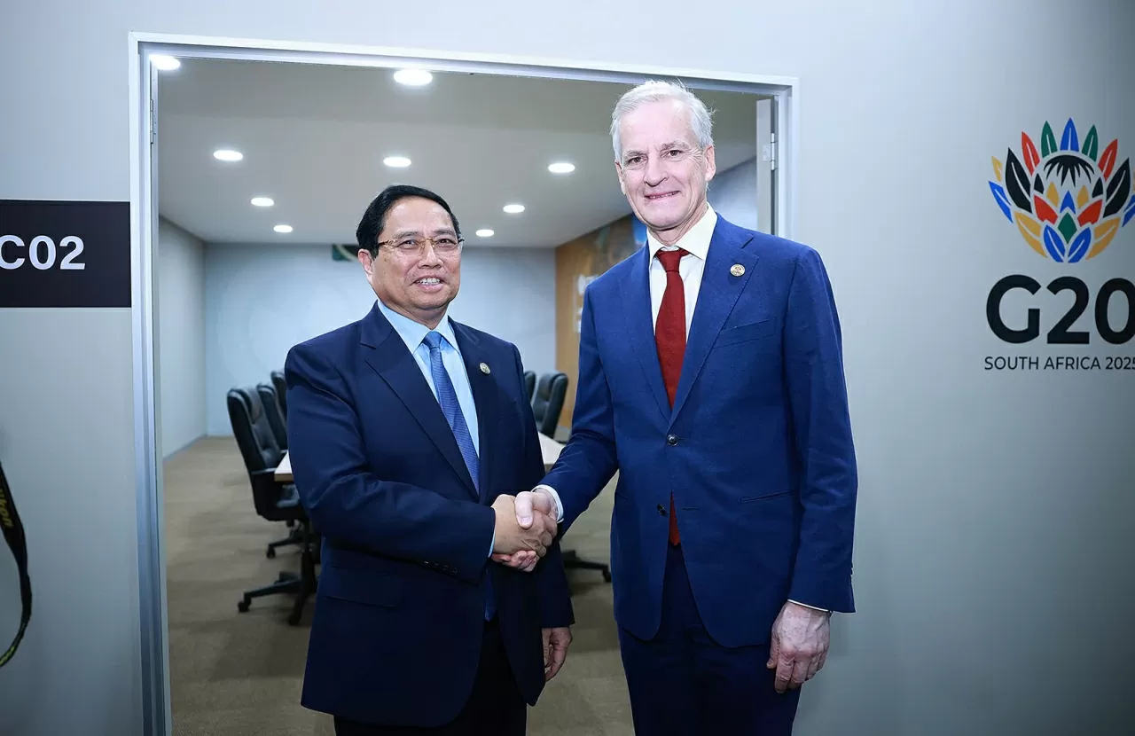 Thủ tướng Phạm Minh Chính thảo luận với các đối tác bên lề Hội nghị thượng đỉnh G20 Thủ tướng Phạm Minh Chính thảo luận với các đối tác bên lề Hội nghị thượng đỉnh G20