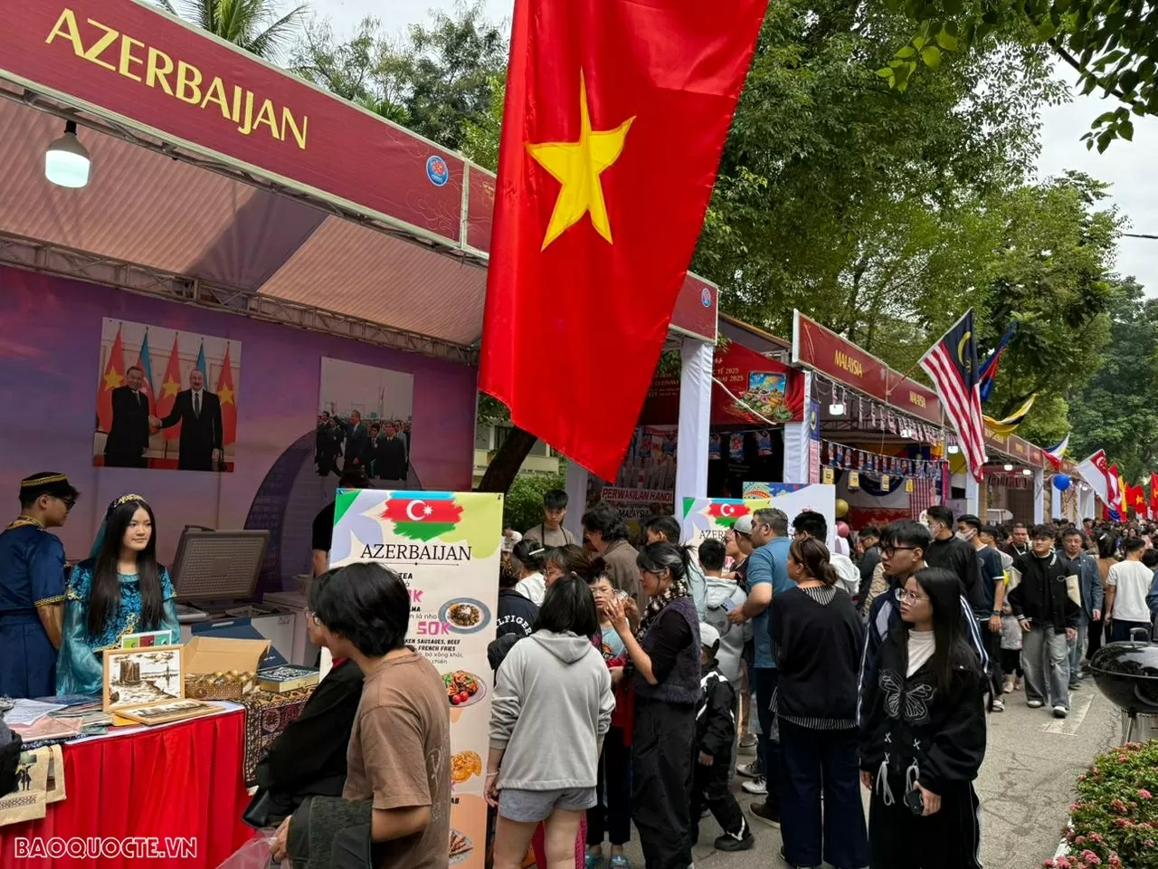 Đại sứ quán Azerbaijan tại Việt Nam tham dự Liên hoan Văn hóa ẩm thực quốc tế lần thứ 13 Đại sứ quán Azerbaijan tại Việt Nam tham dự Liên hoan Văn hóa ẩm thực quốc tế lần thứ 13
