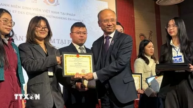 Sinh viên Việt Nam tại Pháp tích cực góp phần thúc đẩy mối quan hệ hợp tác giữa hai nước