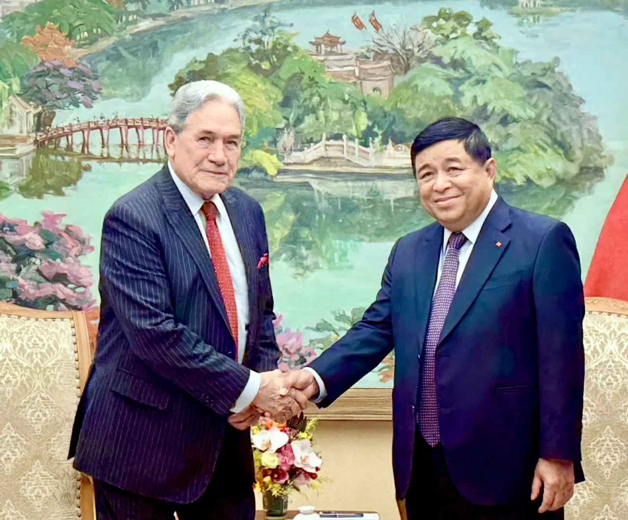 Phó Thủ tướng Nguyễn Chí Dũn tiếp Bộ trưởng Ngoại giao New Zealand