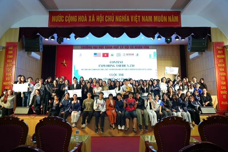 Khởi động chuỗi sự kiện Hoa Kỳ học và cuộc thi Exploring America 250 tại Trường Đại học Khoa học xã hội và nhân văn Khởi động chuỗi sự kiện Hoa Kỳ học và cuộc thi Exploring America 250 tại Trường Đại học Khoa học xã hội và nhân văn