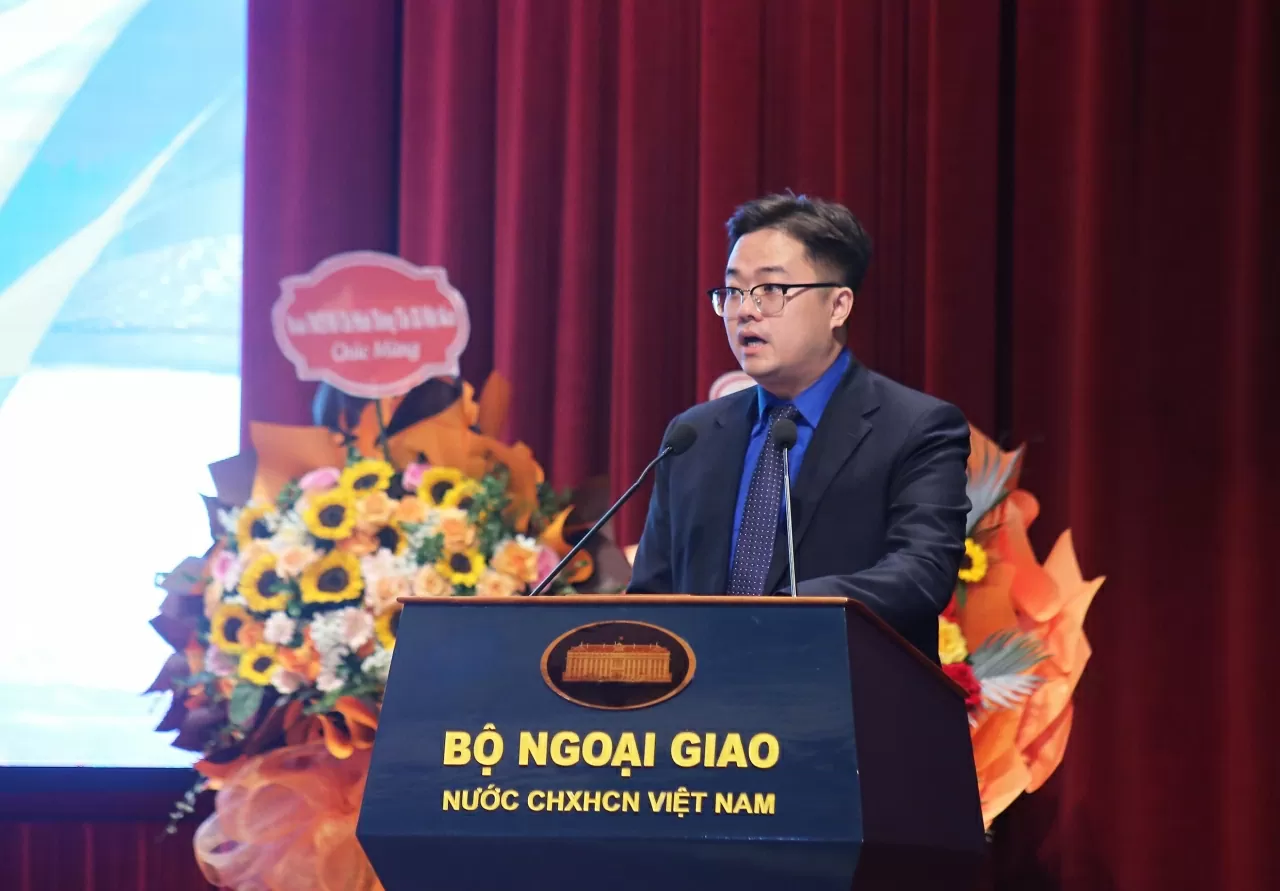 Phó Bí thư Đoàn Thanh niên Chính phủ Vũ Huy Hoàng phát biểu tại đại hội. (Ảnh: Thành Long) Phó Bí thư Đoàn Thanh niên Chính phủ Vũ Huy Hoàng phát biểu tại đại hội. (Ảnh: Thành Long)
