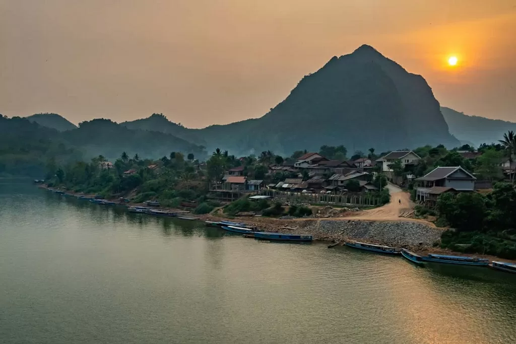 10 điểm đến hấp dẫn bậc nhất tại Lào: Hành trình khám phá vẻ đẹp nguyên sơ và chiều sâu văn hóa của vương quốc triệu voi