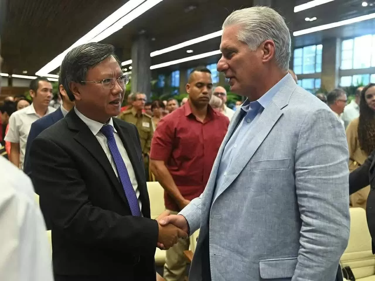 Đại sứ Lê Quang Long Đại sứ Lê Quang Long