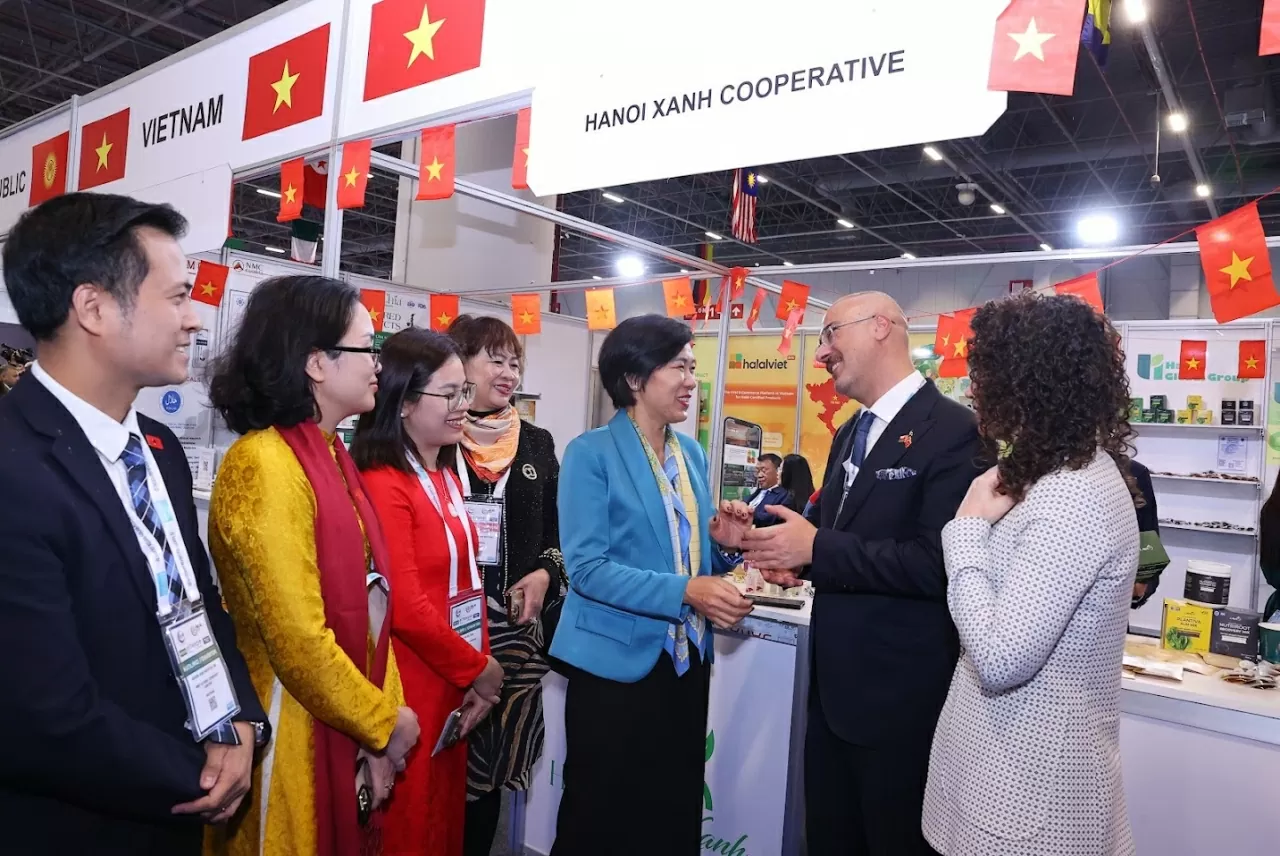 Việt Nam tham dự Hội nghị Thượng đỉnh Halal toàn cầu lần thứ 11 và Triển lãm Halal 2025 Việt Nam tham dự Hội nghị Thượng đỉnh Halal toàn cầu lần thứ 11 và Triển lãm Halal 2025