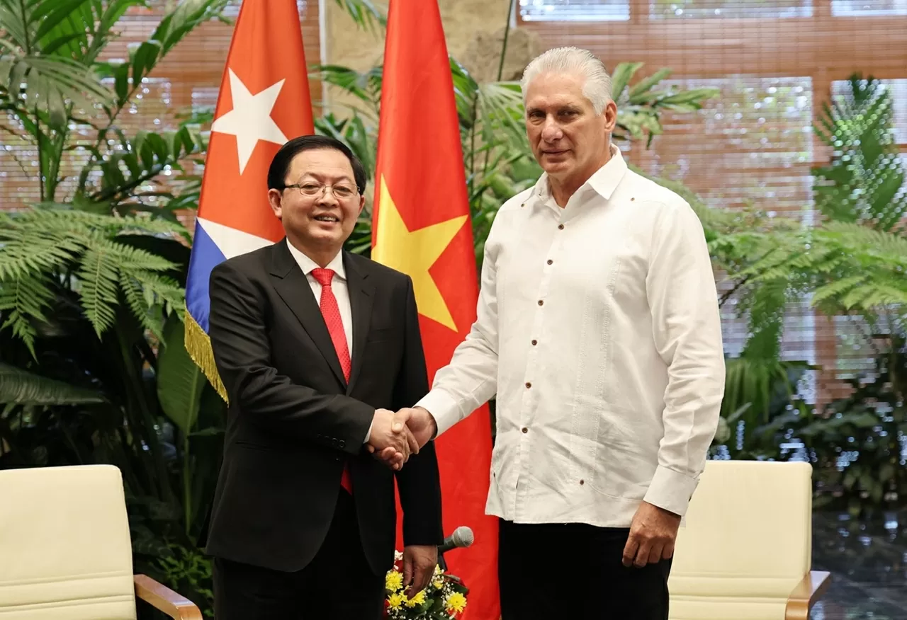 Phó Thủ tướng Chính phủ Hồ Quốc Dũng gặp Bí thư thứ nhất, Chủ tịch Cuba Miguel Díaz-Canel Phó Thủ tướng Chính phủ Hồ Quốc Dũng gặp Bí thư thứ nhất, Chủ tịch Cuba Miguel Díaz-Canel