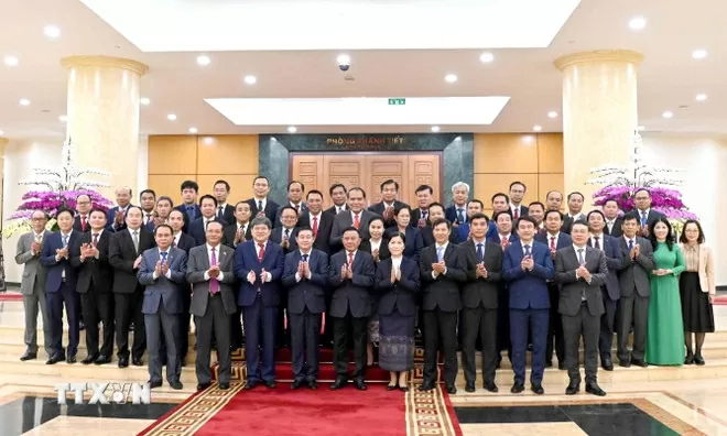 Ủy viên Bộ Chính trị, Thường trực Ban Bí thư Trần Cẩm Tú tiếp đoàn cán bộ cao cấp Đảng Nhân dân Cách mạnh Lào Ủy viên Bộ Chính trị, Thường trực Ban Bí thư Trần Cẩm Tú tiếp đoàn cán bộ cao cấp Đảng Nhân dân Cách mạnh Lào