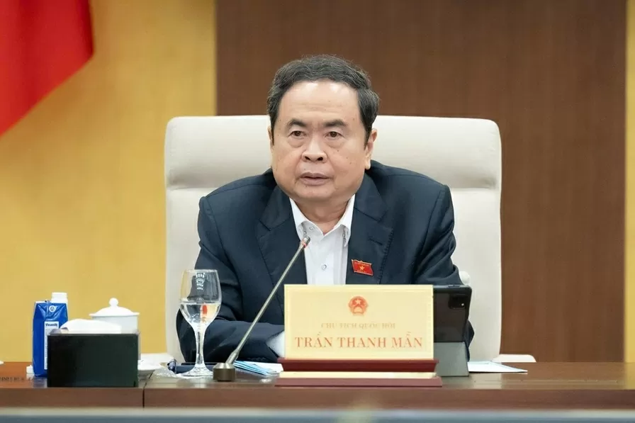 Ủy ban Thường vụ Quốc hội cho ý kiến về dự thảo Luật Báo chí (sửa đổi) Ủy ban Thường vụ Quốc hội cho ý kiến về dự thảo Luật Báo chí (sửa đổi)