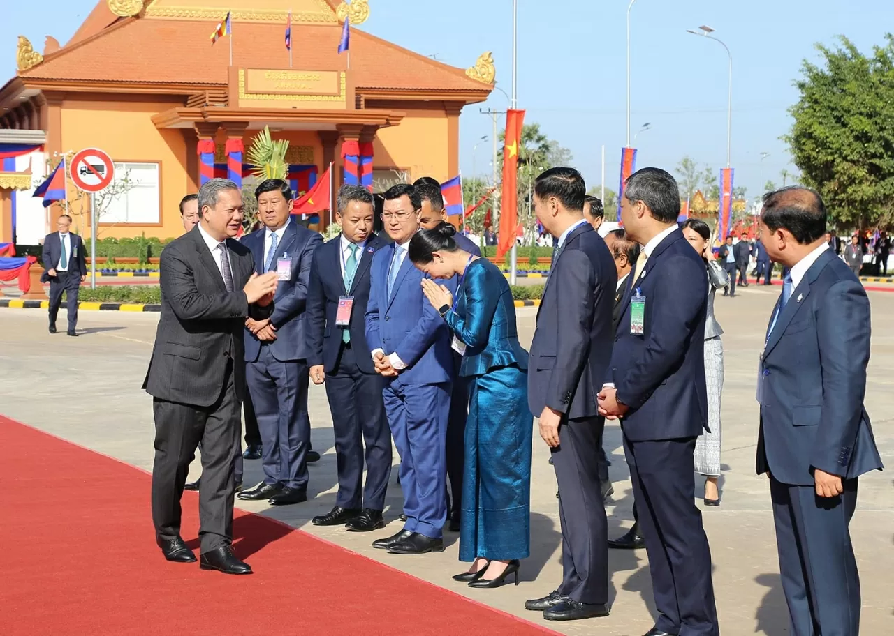 Sáng 8/12 tại Cửa khẩu quốc tế Meun Chey (Campuchia), Thủ 