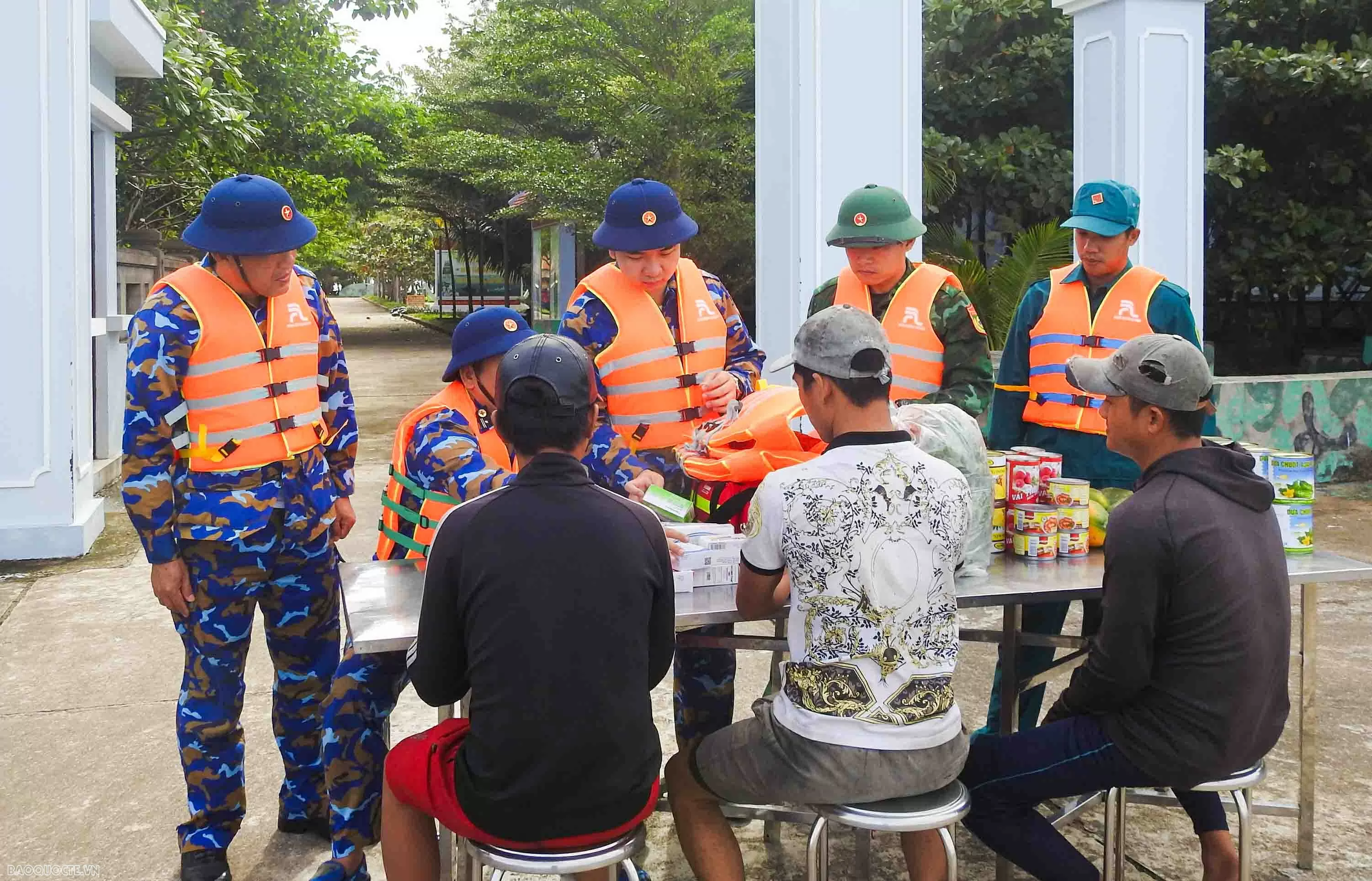 Đặc khu Trường Sa triển khai nhiều biện pháp ứng phó áp thấp nhiệt đới