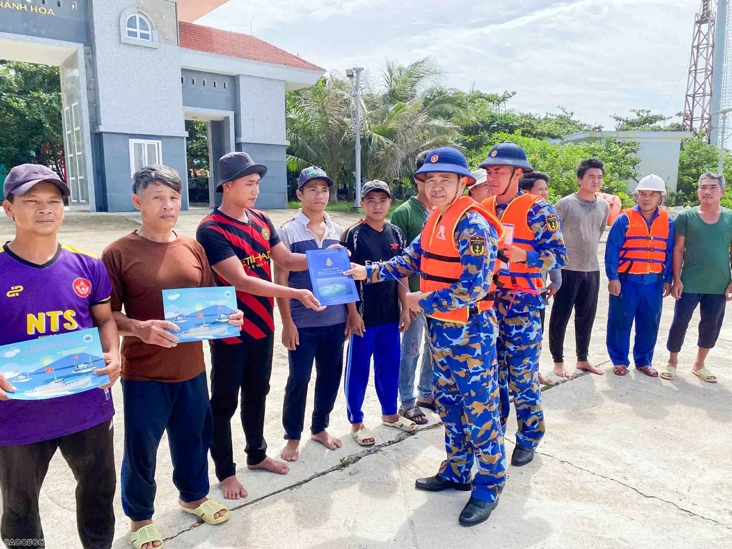 Đặc khu Trường Sa triển khai nhiều biện pháp ứng phó áp thấp nhiệt đới