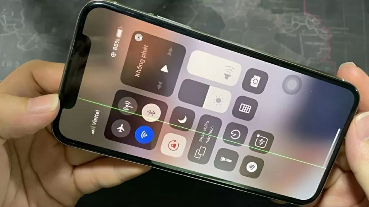 Cách khắc phục iPhone 11 bị sọc màn hình dễ dàng và hiệu quả.