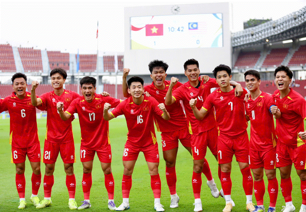 SEA Games 33: HLV U22 Malaysia tâm phục khẩu phục U22 Việt Nam