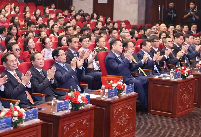 Các đại biểu tham dự Lễ trao giải. (Ảnh: Nhật Bắc)