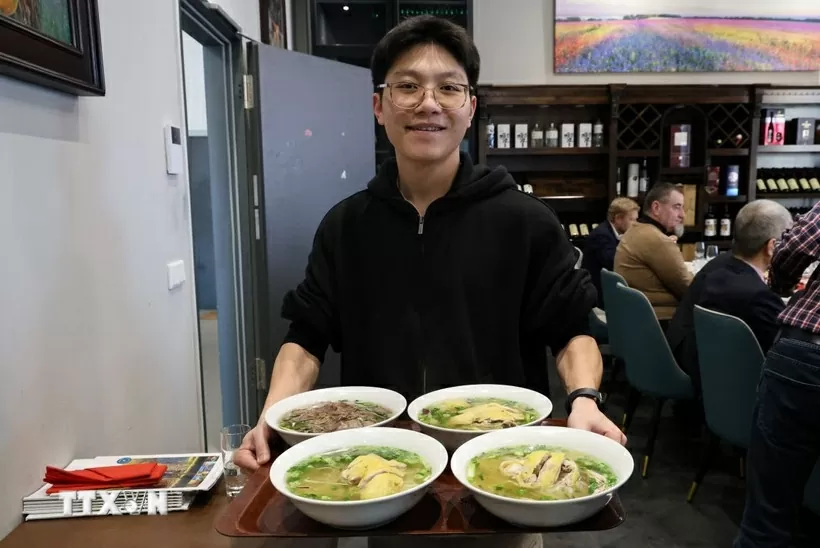 Giới thiệu Phở Việt Nam đến với bạn bè Đức