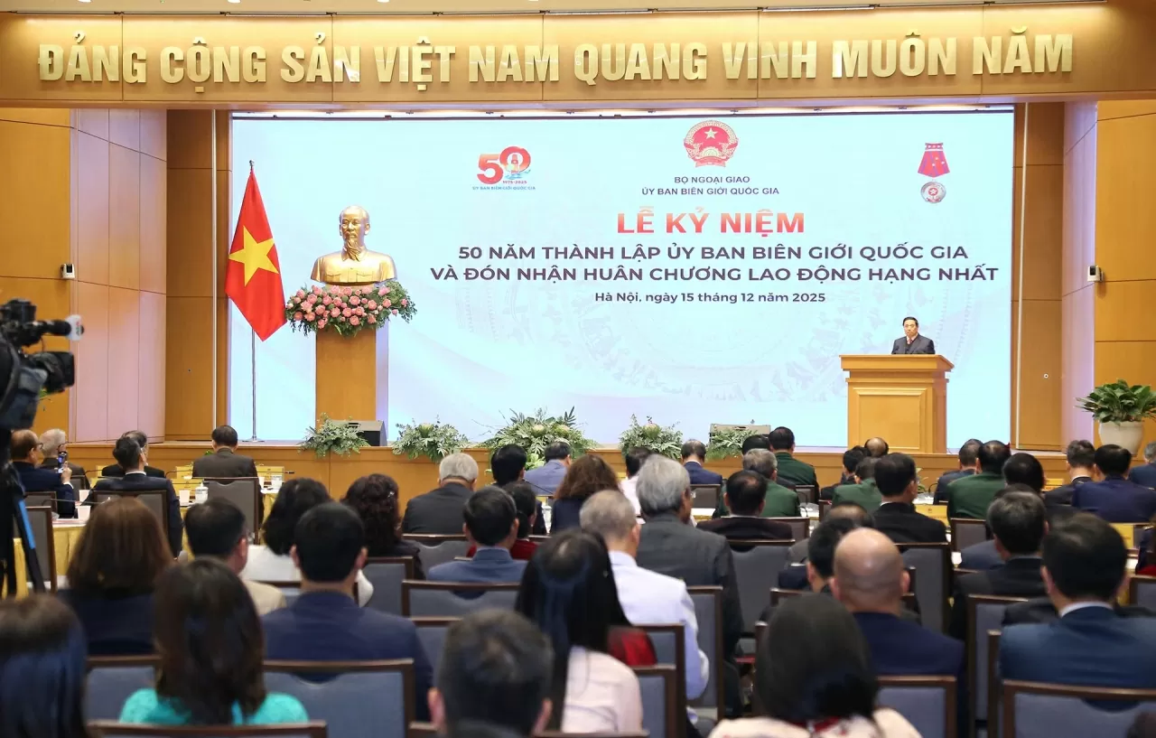 Lễ kỷ niệm 50 năm thành lập Ủy ban Biên giới quốc gia và đón nhận Huân chương Lao động hạng Nhất: Tự hào với sứ mệnh thiêng liêng Lễ kỷ niệm 50 năm thành lập Ủy ban Biên giới quốc gia và đón nhận Huân chương Lao động hạng Nhất: Tự hào với sứ mệnh thiêng liêng