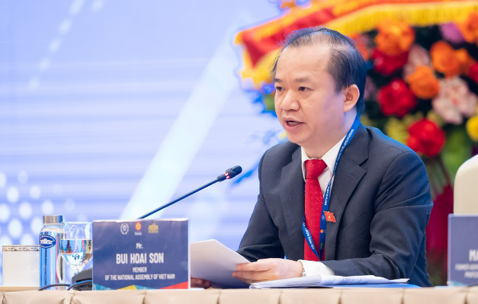 Nguy cơ từ tin giả AI và trách nhiệm của xã hội