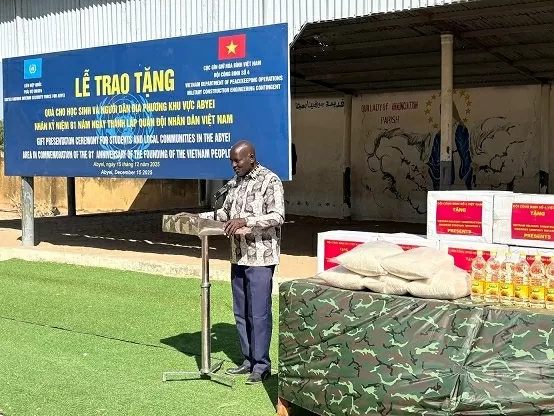 Tinh thần 'Đi dân nhớ, ở dân thương' của sĩ quan công binh Việt Nam