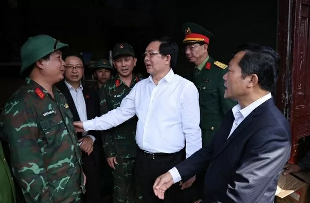 Phó Thủ tướng Hồ Quốc Dũng kiểm tra tình hình triển khai Chiến dịch Quang Trung tại thành phố Huế