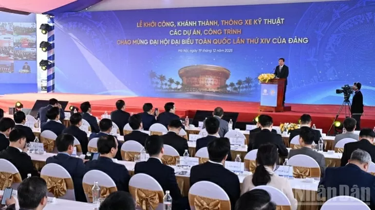 Chào mừng Đại hội lần thứ XIV của Đảng: Khởi công, khánh thành, thông xe kỹ thuật 234 dự án, công trình trọng điểm Chào mừng Đại hội lần thứ XIV của Đảng: Khởi công, khánh thành, thông xe kỹ thuật 234 dự án, công trình trọng điểm