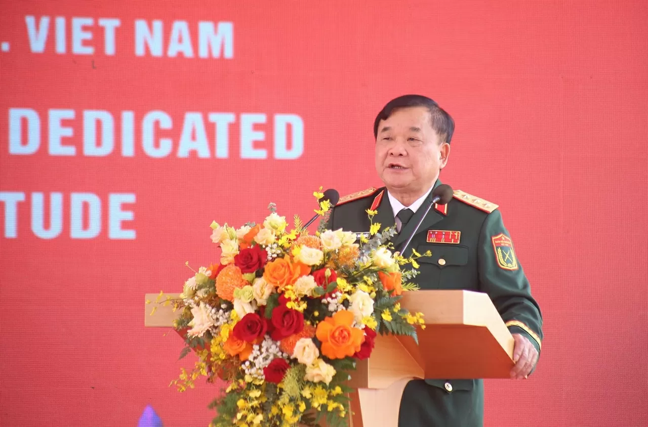 Khánh thành Khu biểu tượng tình đoàn kết, hữu nghị quốc tế tại Bảo tàng Lịch sử quân sự Việt Nam Khánh thành Khu biểu tượng tình đoàn kết, hữu nghị quốc tế tại Bảo tàng Lịch sử quân sự Việt Nam
