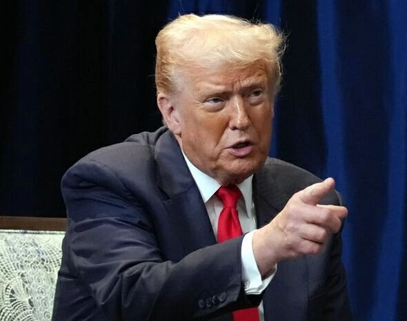 Bất chấp phản đối, Tổng thống Donald Trump tuyên bố Mỹ sẽ tấn công trên bộ ở Mexico, nhằm vào các băng đảng ma túy