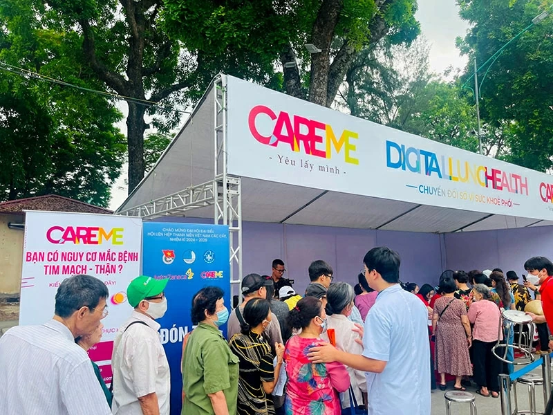 Chương trình “CAREME - Yêu lấy mình”, một sáng kiến chuyển đổi số hỗ trợ phát hiện, chẩn đoán sớm và quản lý các bệnh tim mạch, đái tháo đường và bệnh thận mạn tính tại cộng đồng.