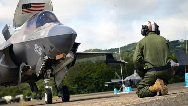 Giữa căng thẳng ở Venezuela, Mỹ đổ bộ phi đội máy bay F-35 đến khu vực Caribbean, tái kích hoạt căn cứ hải quân ở Puerto Rico