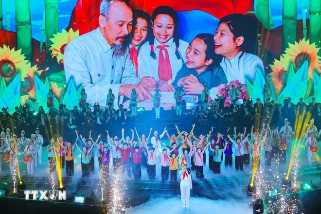 Các em thiếu nhi với phong trào thi đua cháu ngoan Bác Hồ. (Nguồn: TTXVN)