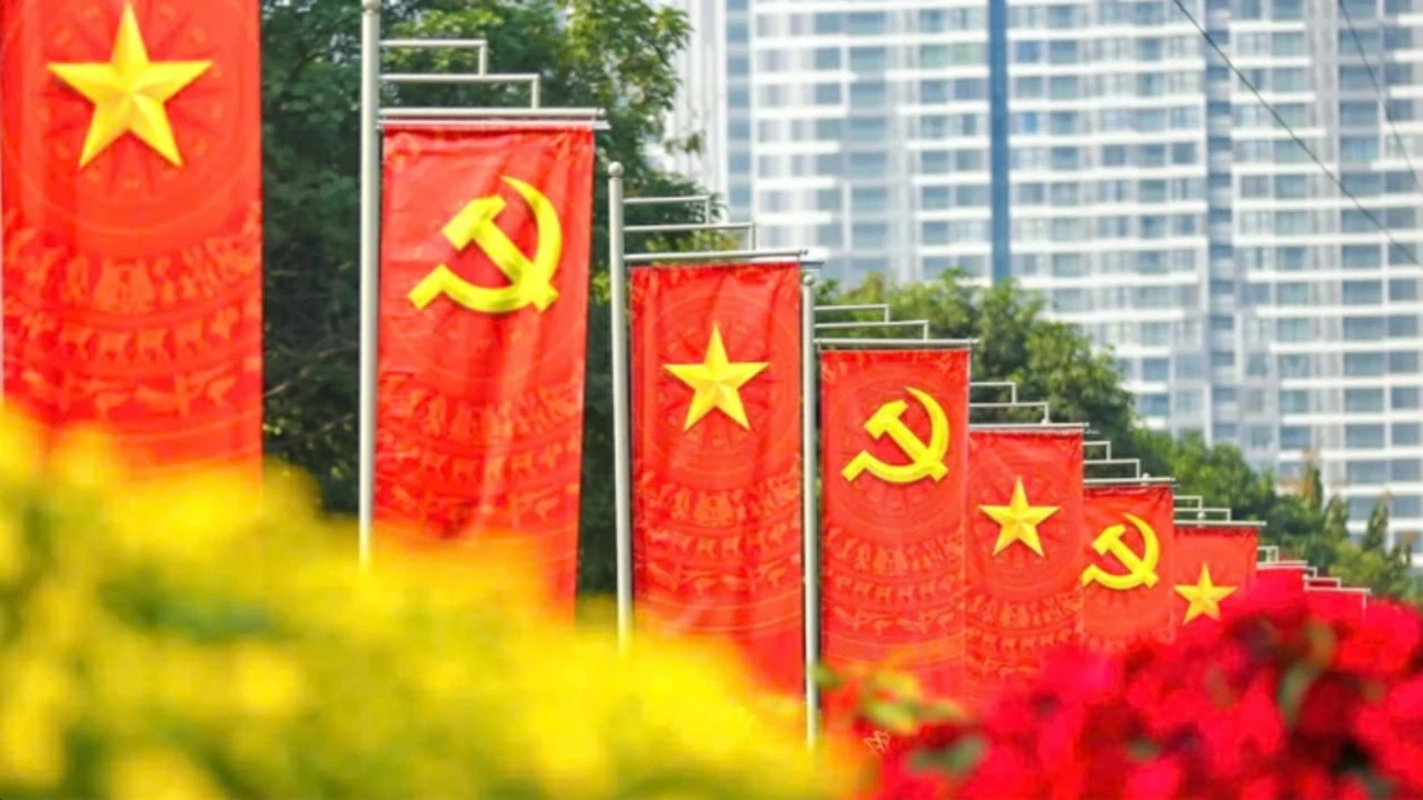 Đảng, Nhà nước tặng quà nhân dịp chào mừng Đại hội Đảng XIV và Tết Nguyên đán Bính Ngọ 2026 cho người có công với cách mạng, các đối tượng bảo trợ xã hội, hưu trí xã hội và đối tượng yếu thế khác. (Nguồn: VGP)