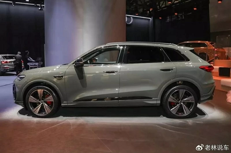 Audi Q5L 2026 được xây dựng trên nền tảng PPC (Premium Platform Combustion) thế hệ mới của Audi.