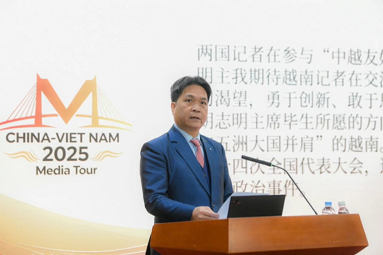 Giao lưu hữu nghị, vun đắp tương lai Việt-Trung