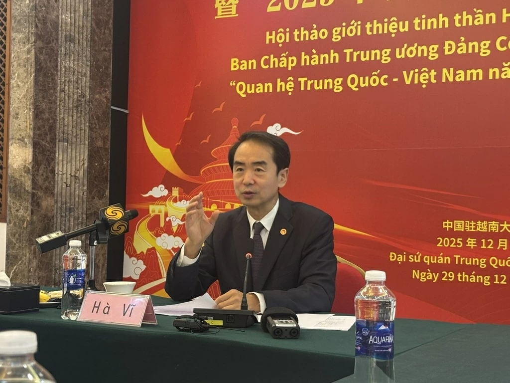 Ba cụm từ khái quát quan hệ Việt Nam-Trung Quốc năm 2025