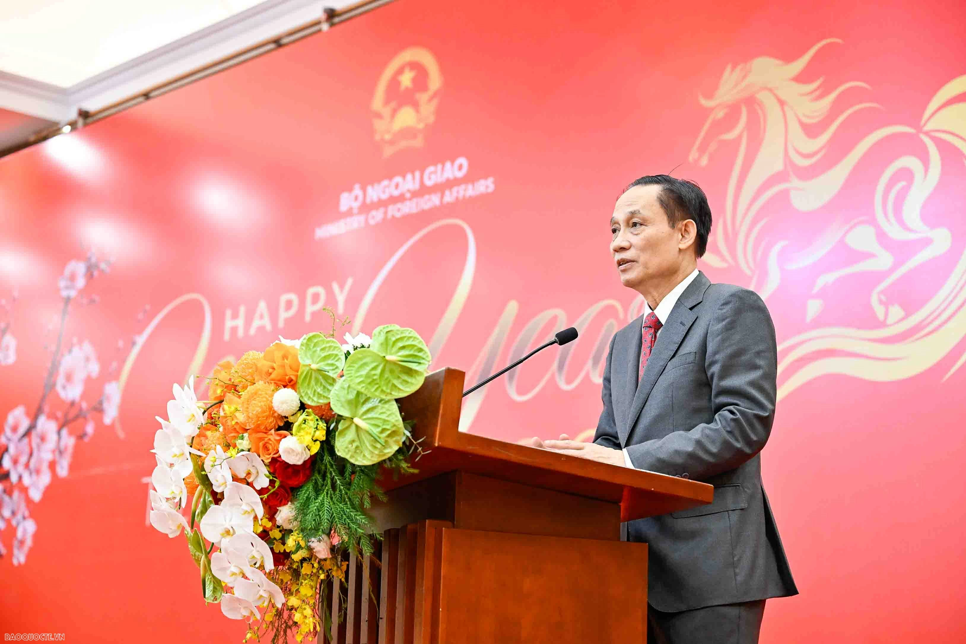 Bí thư Trung ương Đảng, Bộ trưởng Ngoại giao Lê Hoài Trung gặp mặt các cơ quan báo chí nhân dịp Xuân Bính Ngọ 2026 Bí thư Trung ương Đảng, Bộ trưởng Ngoại giao Lê Hoài Trung gặp mặt các cơ quan báo chí nhân dịp Xuân Bính Ngọ 2026