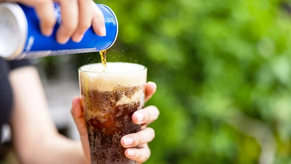 Kỳ nghỉ lễ, người có men gan cao nên tuyệt đối tránh xa 3 loại thức uống này