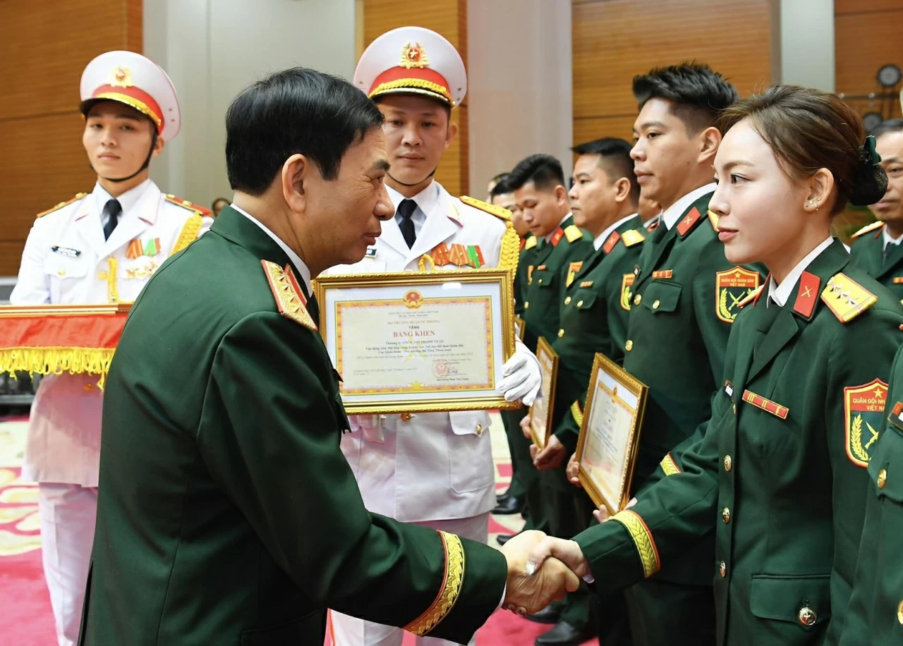 Vẻ đẹp gây sốt của nữ xạ thủ đặt mục tiêu giành Huy chương Vàng SEA Games 33 Vẻ đẹp gây sốt của nữ xạ thủ đặt mục tiêu giành Huy chương Vàng SEA Games 33