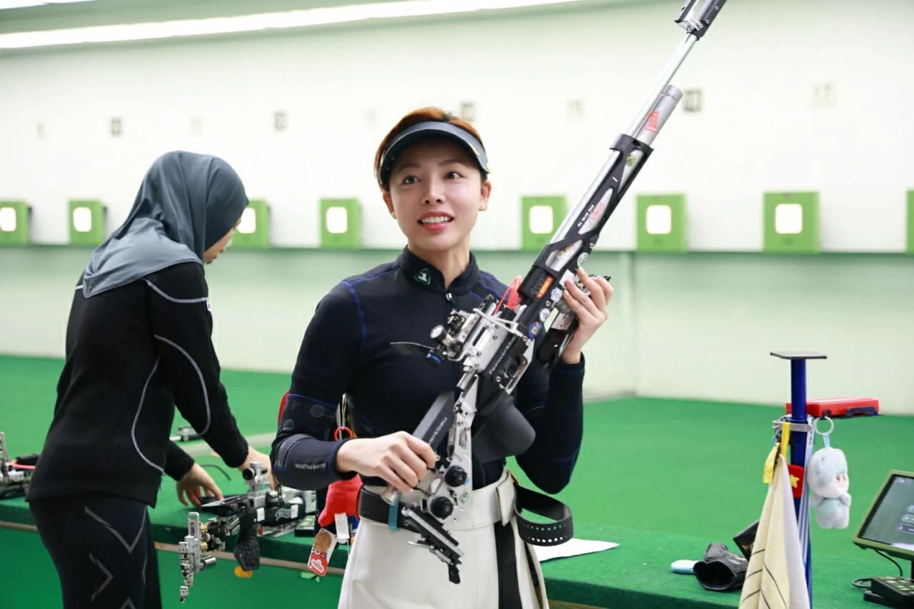 Vẻ đẹp gây sốt của nữ xạ thủ đặt mục tiêu giành Huy chương Vàng SEA Games 33 Vẻ đẹp gây sốt của nữ xạ thủ đặt mục tiêu giành Huy chương Vàng SEA Games 33