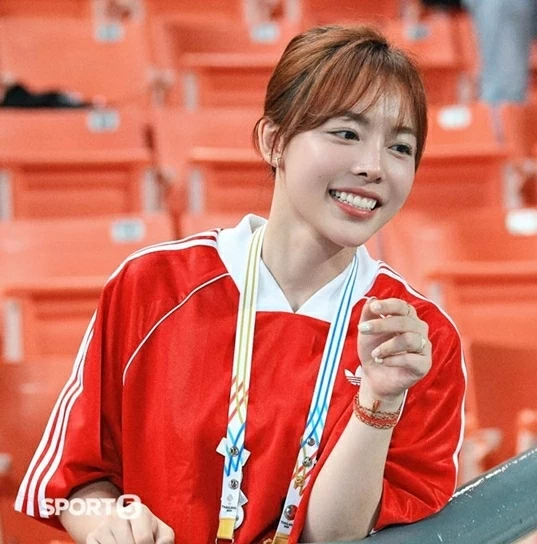 Vẻ đẹp gây sốt của nữ xạ thủ đặt mục tiêu giành Huy chương Vàng SEA Games 33 Vẻ đẹp gây sốt của nữ xạ thủ đặt mục tiêu giành Huy chương Vàng SEA Games 33