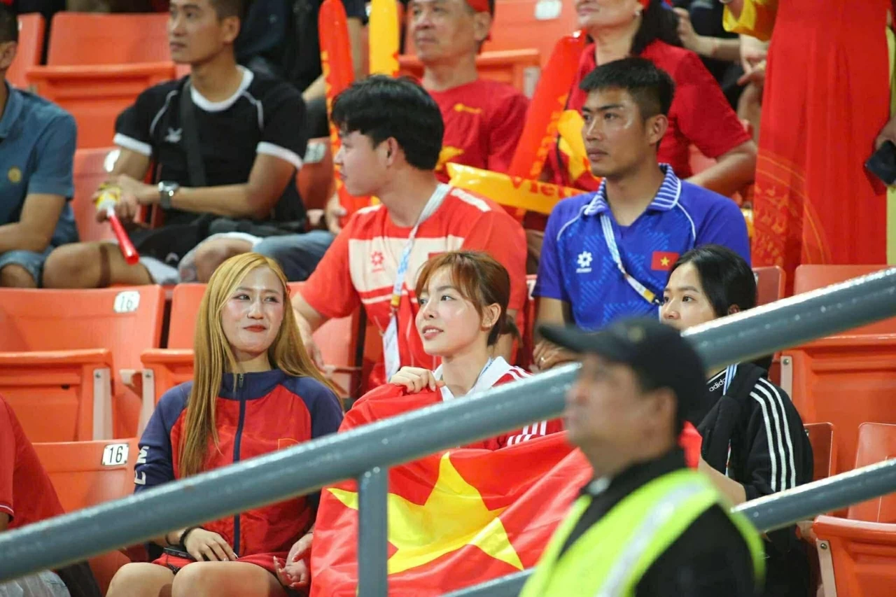 Vẻ đẹp gây sốt của nữ xạ thủ đặt mục tiêu giành Huy chương Vàng SEA Games 33 Vẻ đẹp gây sốt của nữ xạ thủ đặt mục tiêu giành Huy chương Vàng SEA Games 33