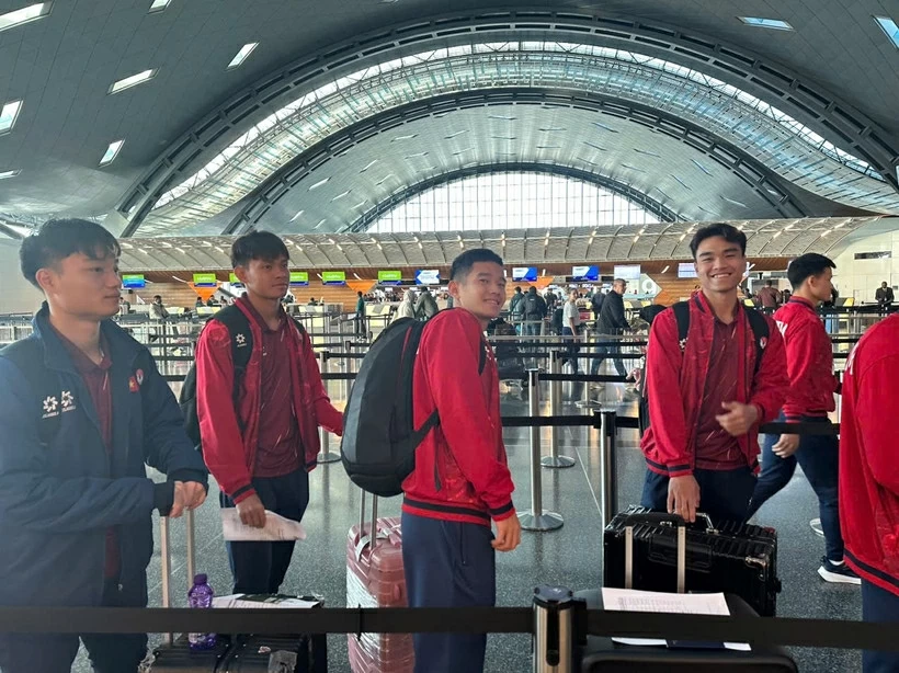 Các cầu thủ U23 Việt Nam rời Qatar sang Saudi Arabia. (Nguồn: VFF)