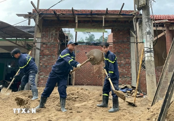 'Chiến dịch Quang Trung: Đà Nẵng hoàn thành mục tiêu làm mới, sửa chữa trên 500 ngôi nhà cho đồng bào vùng lũ 'Chiến dịch Quang Trung: Đà Nẵng hoàn thành mục tiêu làm mới, sửa chữa trên 500 ngôi nhà cho đồng bào vùng lũ