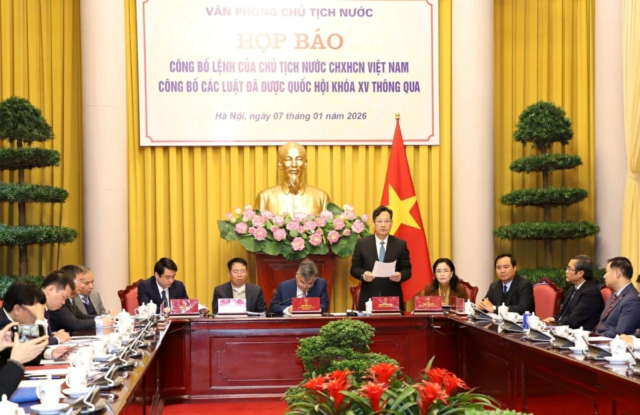 Công bố hai luật do Toà án Nhân dân tối cao chủ trì xây dựng: Hoàn thiện thiết chế tư pháp, hỗ trợ phục hồi doanh nghiệp Công bố hai luật do Toà án Nhân dân tối cao chủ trì xây dựng: Hoàn thiện thiết chế tư pháp, hỗ trợ phục hồi doanh nghiệp
