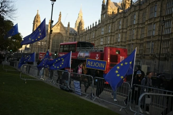 Gương vỡ lại lành với EU, chính phủ Anh trải đường tái thiết quan hệ hậu Brexit