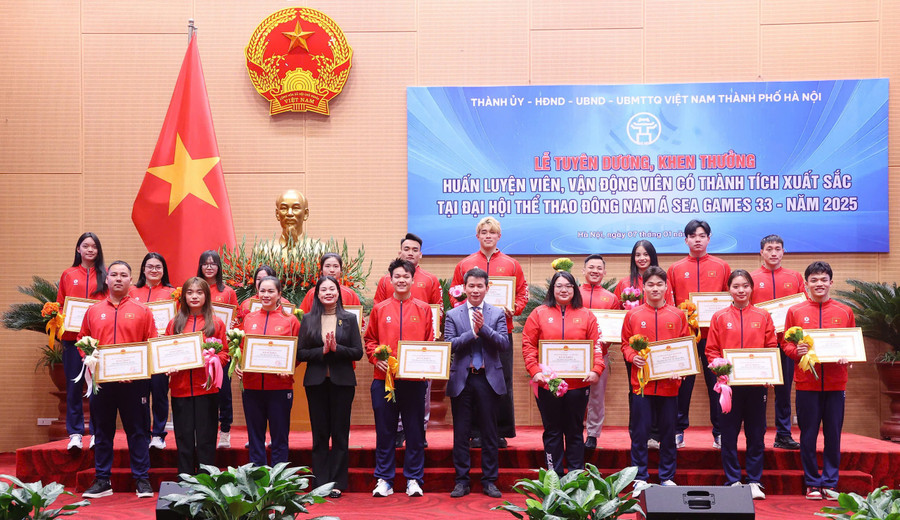 Hà Nội khen thưởng VĐV, HLV đạt thành tích cao tại SEA Games 33