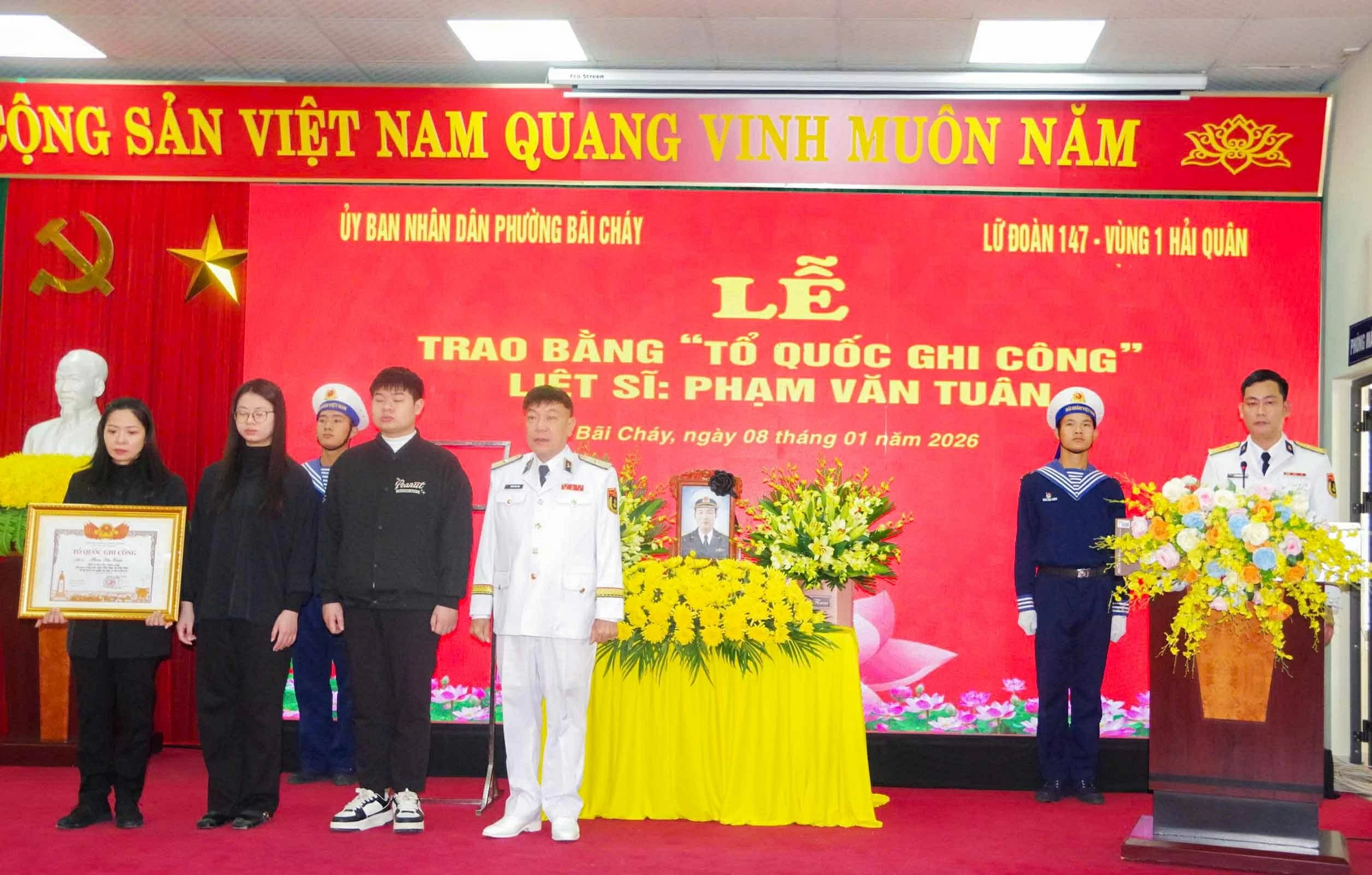 Trao Bằng Tổ quốc ghi công cho chiến sĩ Hải quân hy sinh tại Trường Sa