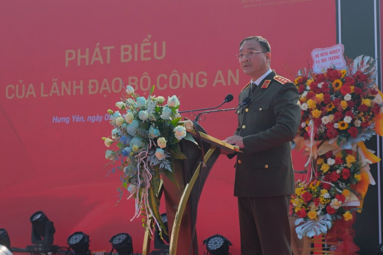 Trao quyết định của Chủ tịch nước cho 3 sĩ quan Công an nhân dân tham gia gìn giữ hòa bình Liên hợp quốc